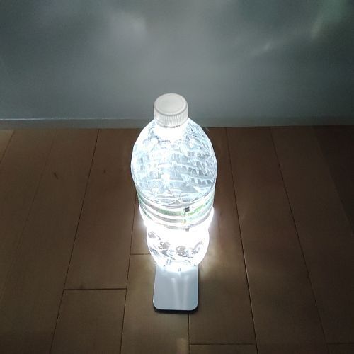 『ペットボトルの水』は飲むだけじゃない！　驚きの使い方に「何これすごい」