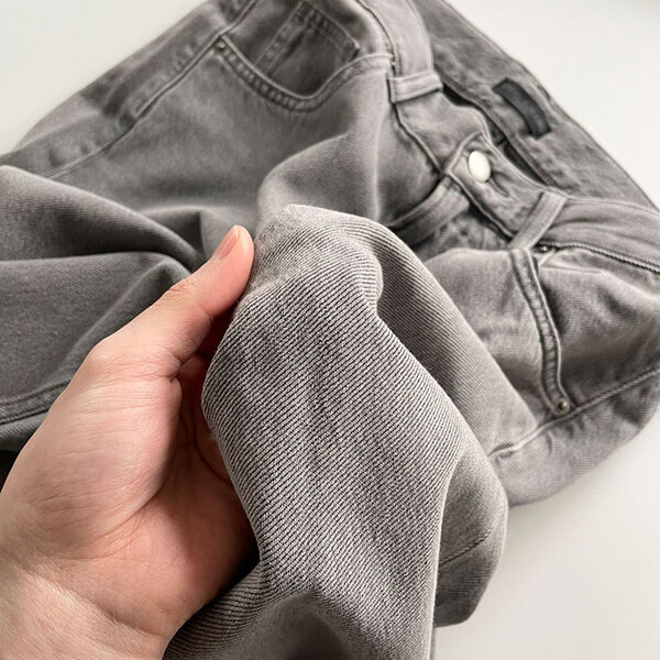 「色違いで欲しい」「ヘビロテ確定です」　CMで話題の『ゆったりパンツ』に、絶賛の声が続出！