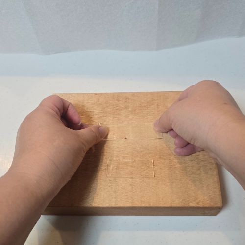 １００円ショップの木製トレーでおしゃれ収納！　「簡単すぎる」「コレは便利」