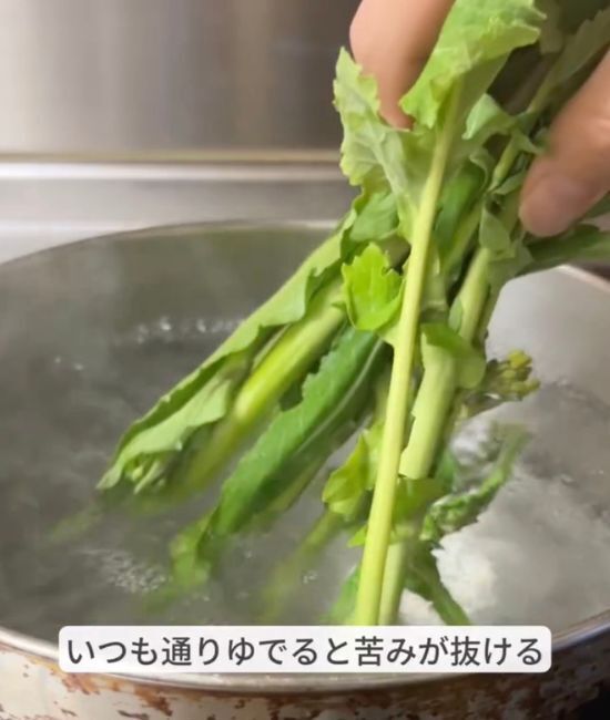 菜の花をゆでる時に『酒』を入れると…？　よりおいしく食べる方法が「目からウロコ」