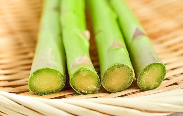 新鮮で甘いのは、右か左どっち？　JAが教える『正解』は…