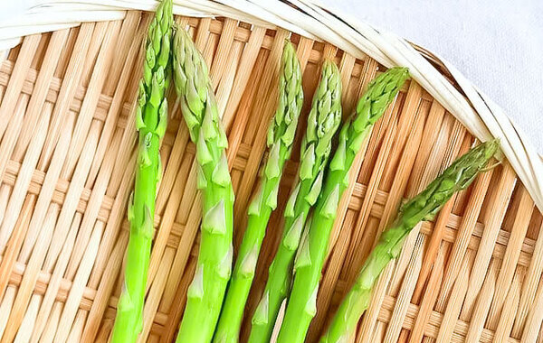 新鮮で甘いのは、右か左どっち？　JAが教える『正解』は…