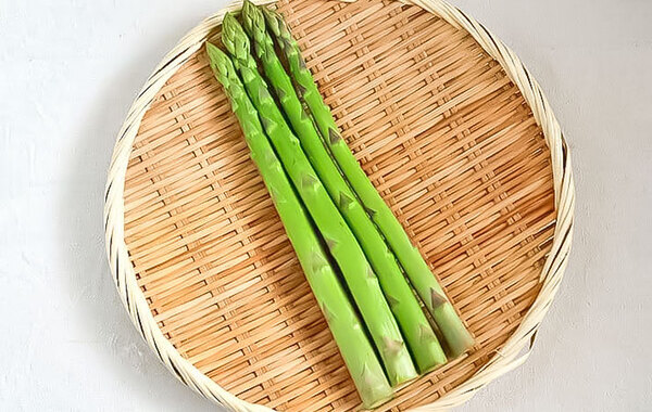 新鮮で甘いのは、右か左どっち？　JAが教える『正解』は…