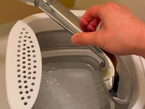 シャワーの質が変わる！　シャワーヘッドのお手入れ法に「はじめてやってみる」