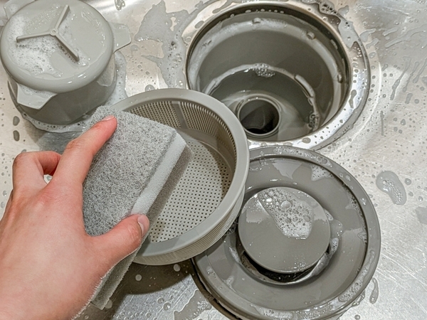 放置しがちな排水口の『ぬめぬめ』　おすすめ掃除法に「早速やってみる」