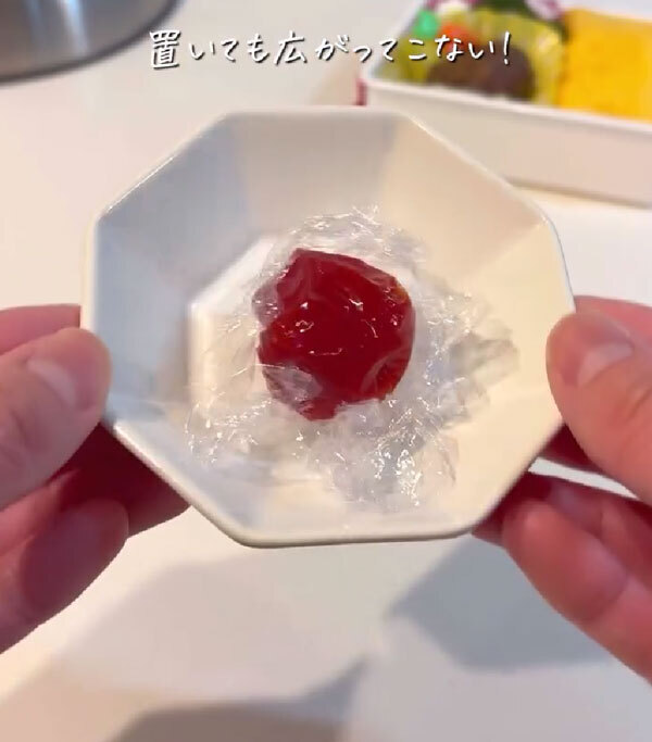 マヨネーズをラップの上にかけて…　『お弁当』のアイディアに「目からウロコ」