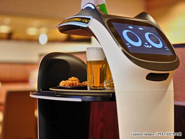 ガストの配膳ロボット　厨房で発した『ひと言』に「すごいもの見ちゃったかも」