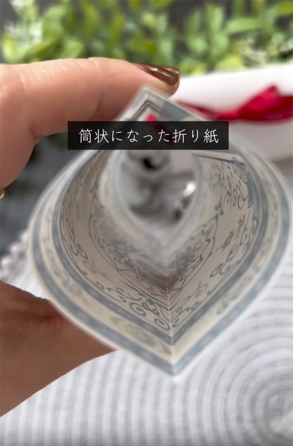 ダイソーで買った折り紙と、両面テープで…　「天才すぎ」「目からウロコ」