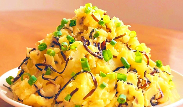 塩昆布とイモ２個で？　できた料理に「わが家のメニューに仲間入り」