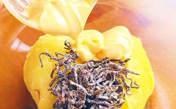 塩昆布とイモ２個で？　できた料理に「わが家のメニューに仲間入り」