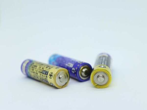 電池が熱くなってる！　企業が解説する原因に「子供にも教えてあげなきゃ」