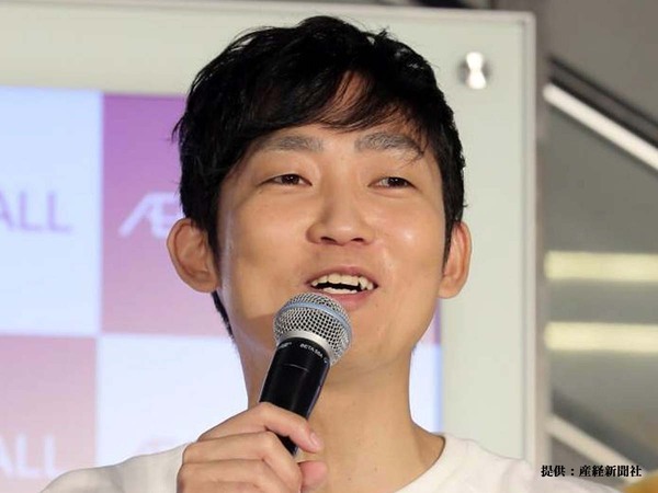 『同期』とのツーショットのはず…　貫禄の差に「師匠と弟子みたい」