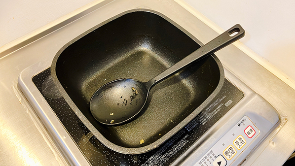 カレーを作った後の鍋、どうしてる？　裏ワザに「目からウロコ」「一石三鳥だ！」