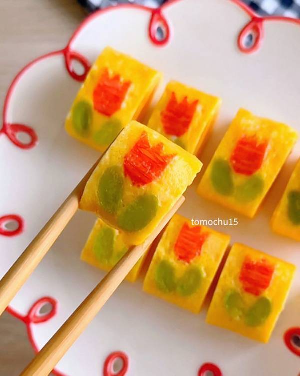 カニカマと枝豆を並べたら…　玉子焼きのアイディアに「天才だ」「思わず声出た」