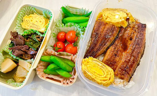 祖母が孫に作ったお弁当　玉子焼きの隣には？「学校中でどよめきが起こりそう」