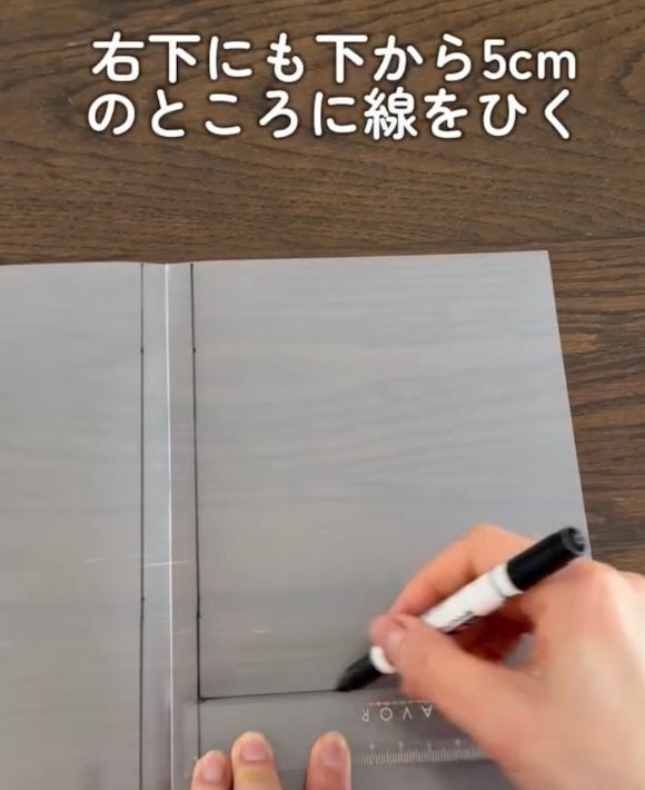 クリファイルをハサミで切って…？　完成したモノに「めっちゃ便利」「コレは使える」
