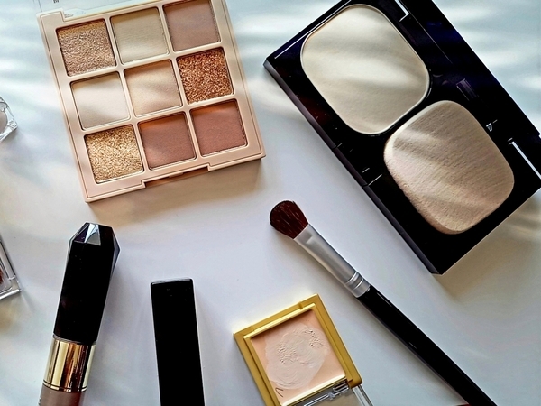 アイシャドウ、塗りすぎてない？　タイプ別の解説に「勉強になった」