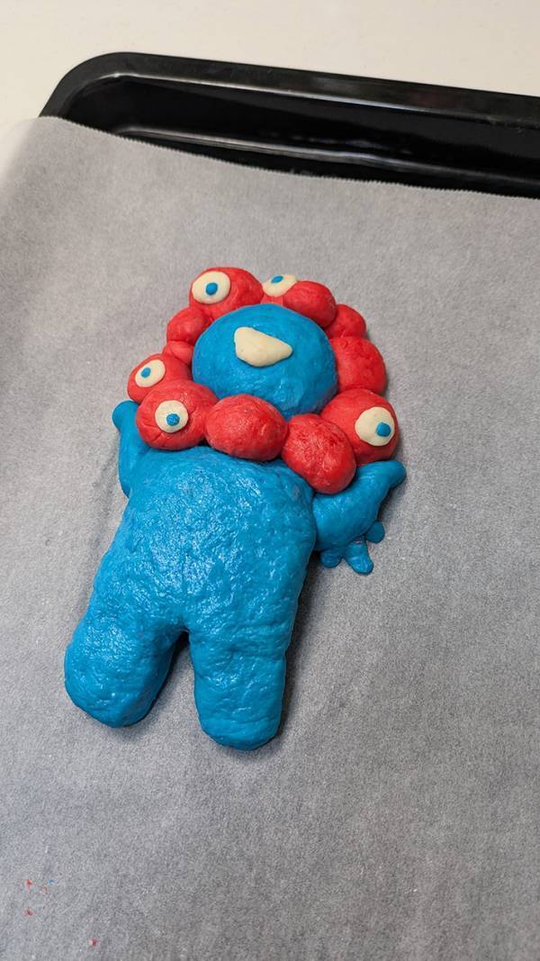 「これからミャクミャクパンを焼きます」　１４万人が見守った結末が？