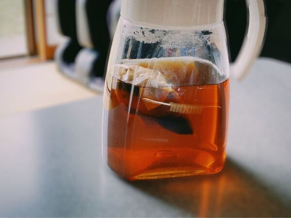 作った麦茶は何日以内に飲むべき？　解説に「意外と短い」「マジか」