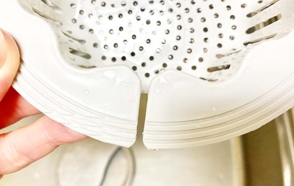 シンクの生ゴミ、楽に処理できます！　ダイソーの便利グッズに「もっと早く知りたかった」