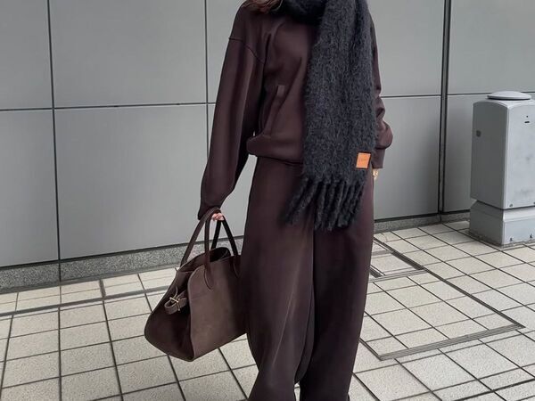 生地の厚みもサイズ感も抜群！　UNIQLOコーデに「万能」「買いに行く」