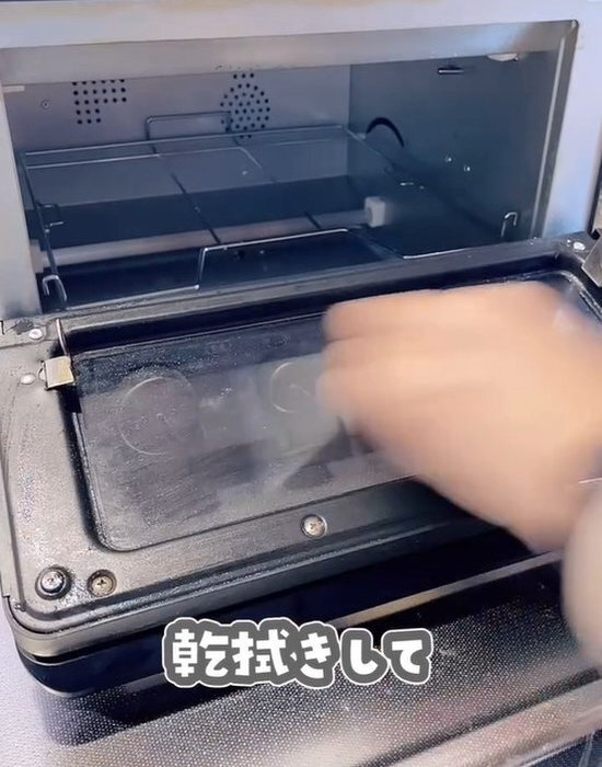 トースターの汚れがごっそり落ちる！　簡単なのに驚くほどキレイになる方法