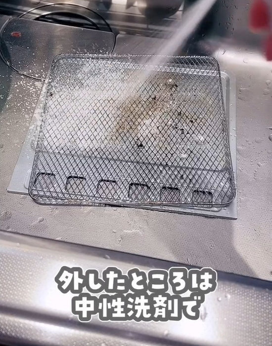 トースターの汚れがごっそり落ちる！　簡単なのに驚くほどキレイになる方法