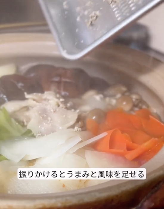 熱湯に浸けた乾燥シイタケ　３０分後の姿に「こんな方法があったとは！」