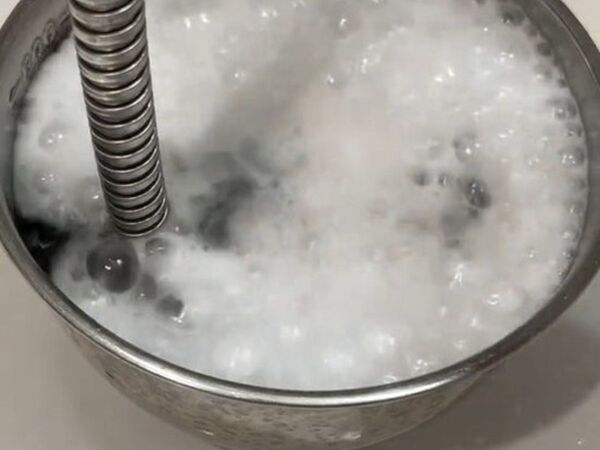 蛇口裏の汚れ　クエン酸と重曹で気持ちいいほどきれいになる掃除方法