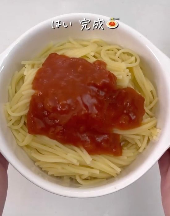 『焼きそばを４分チン』　料理酒を加えて加熱したら…　「今日からコレ」「すごい」