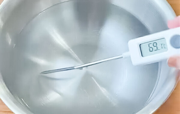 ７０℃のお湯に３０秒浸すと…？　まさかの結果に「知らなかった」「その手があったか」