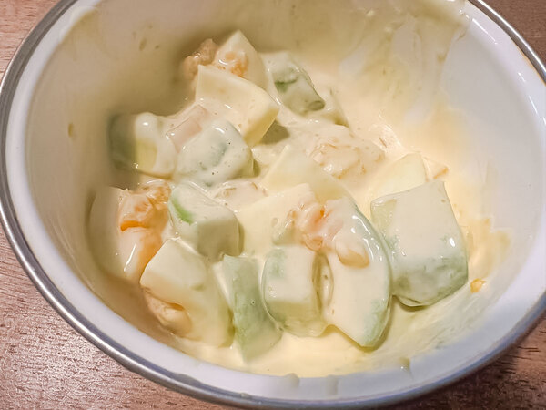 夫「味付けおいしい！」　卵とアボカドのサラダ、味付けに使ったのは…