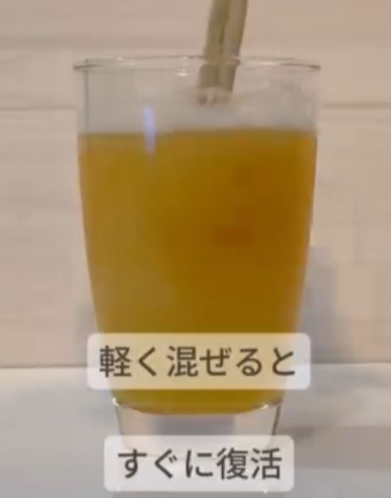 魔法みたい！　ビールの泡を復活させる方法に「考えた人天才」「何でこうなるの？」