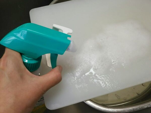 『キッチン泡ハイター』なのに泡にならない…　企業の注意喚起に「ギクッ」