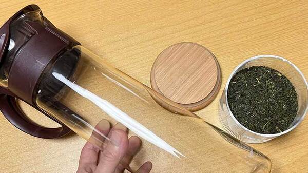 全農の『冷茶の作り方』　ポットに茶葉を大さじ？　「やってみよ」「おいしいよね」