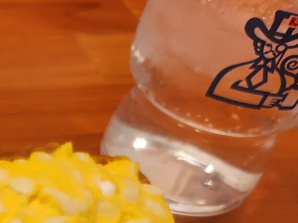 パンが限界迎えてる…　コメダでエッグサンドを頼んだら、届いた料理がこちら