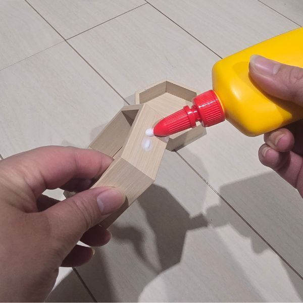 「簡単でおしゃれ」「木のぬくもりがある」　１００円ショップの商品でハンドメイド雑貨