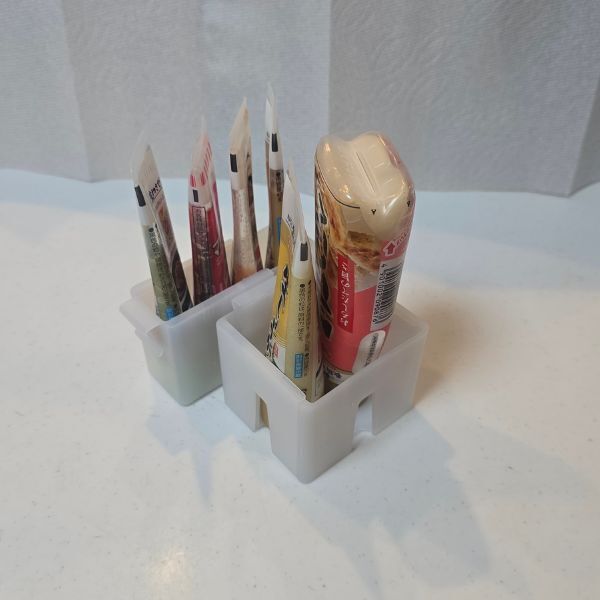 『ボトルスタッキングマット』が超万能！　意外な使い方に「思い付かなかった」