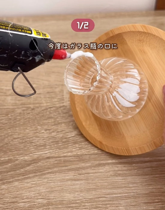 「万能すぎる」「収納の救世主」　ダイソー『伸縮ドアポケットケース』の意外な使い方