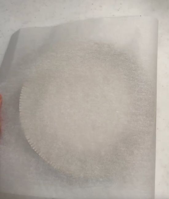 クッキングシートだけ！　フライパン不要の『ズボラ焼きそば』が「簡単すぎる」