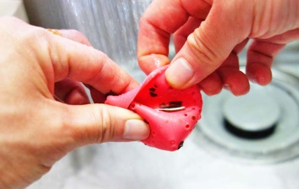 これ何に使うの？　セリアで買った『かわいいイチゴ』の使い道は…