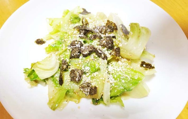 食べきれなかったレタスを大量消費！　企業が教える『無限ホットレタス』