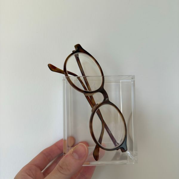 無印良品『アクリルペンスタンド』が万能！　文房具だけではない使い方