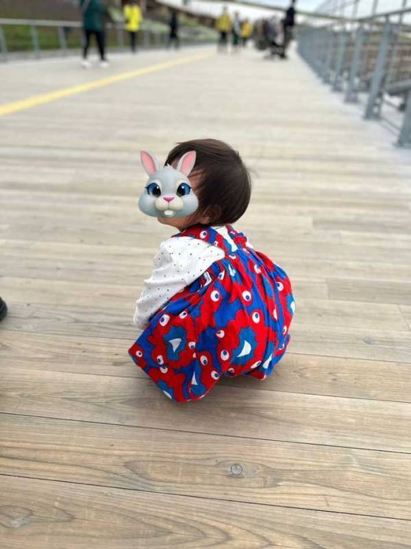 ミャクミャクの服を着た１歳児　万博で声をかけた『人物』が…「なんて幸運」