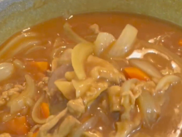 カレーに『ちょい足し』がおすすめ！　意外な隠し味に「驚き」「やってみる」