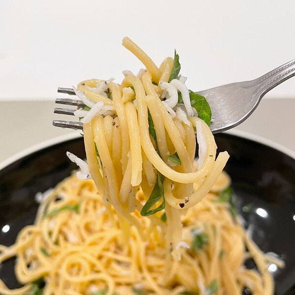 お米がない時はこれ！　お手軽なのに満足する『味ぽんパスタ』に「私でも作れそう」「おいしそう」