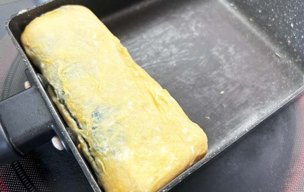 ４枚のせて巻くと…？　卵焼きの断面に「子供が大喜び」「弁当に映える！」