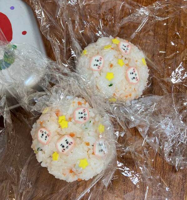 母親が幼稚園のお弁当に入れた『おにぎり』　アイディアに「参考にします！」