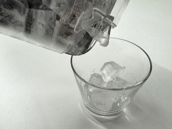 3COINSの製氷器が売り切れ続出！　「控えめに言って神」「これは重宝する」の声