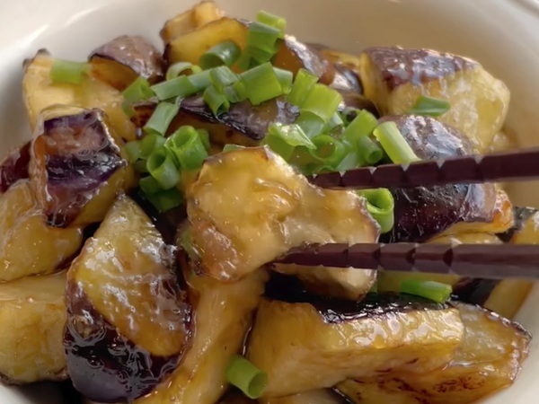 副菜に迷ったら絶対作って！　『ナスの甘酢炒め』に「メイン級」「箸止まらん」